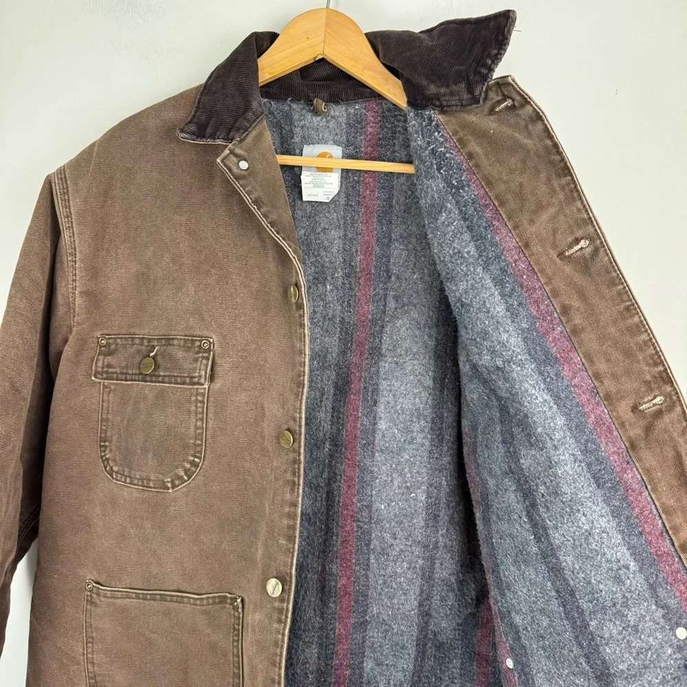 Vintage Carhartt Blanket Lined Chore Barn Jacket C02CHT Coat Brown Sz Large - Picture 3 of 16